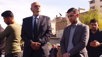 كلمتا رثاء ونعي للحاج حاتم عاهد ناصر الدين أثناء جنازته