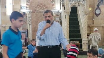 يا قادرا على كل شيء، اجعل ولدي محمدا فاتحا للقسطنطينية!! أبناؤنا قادة العالم غدا