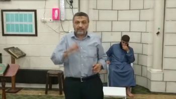 لكم جوار الله ورسوله غير مبتلين بظلم وظالمين