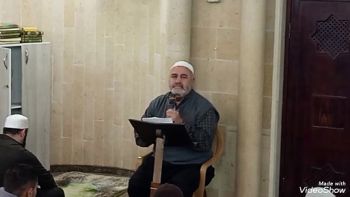 ( كيف كان الرسول عليه السلام يجيب السائل عن سؤاله.ما الغاية من تنوع الاجابة)