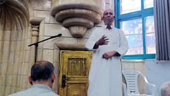 الوقوف في طابور محطات الوقود عبادة ورباط؟؟ الشيخ الاستاذ عبد الرحمن زيود ابو مصعب