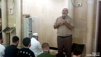 يحرم استغلال أنوثة المرأة في الدعايات التجارية