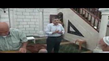 إنا لا نوليها الا من كان اسرع لها انتدابا